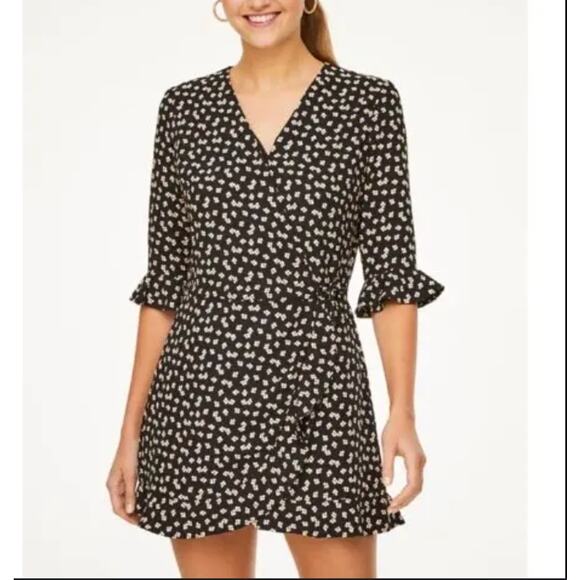 LOFT Outlet Black Floral Wrap Dress Women’s Size 0 NWT Ruffle Hem 3/4 Sleeve - Picture 1 of 4